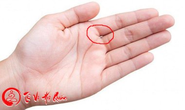 Khe Hở Giữa Các Ngón Tay - Đoán Ngay Được Tương Lại Giàu Có Hay Nghèo Khó